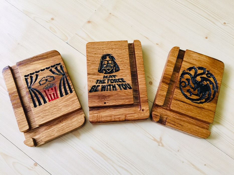 Suport pentru telefon din lemn de Stejar