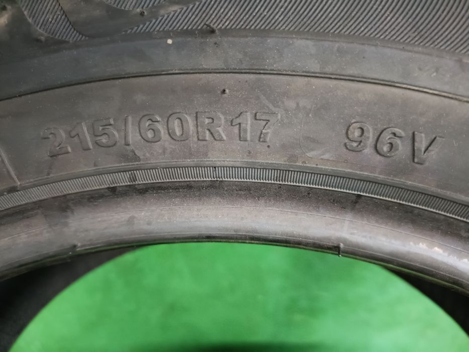 Шины новые 215/60 R 17 Firemax