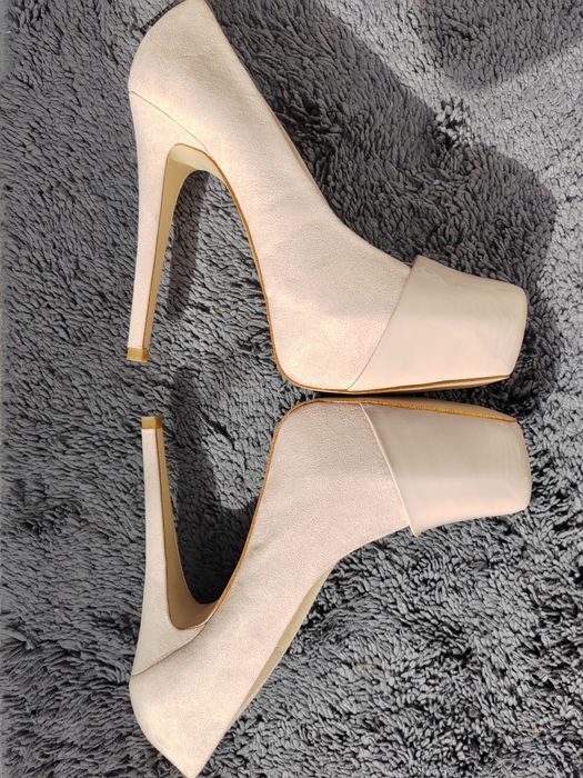 Pantofi din piele întoarsă ecologica și lac zara