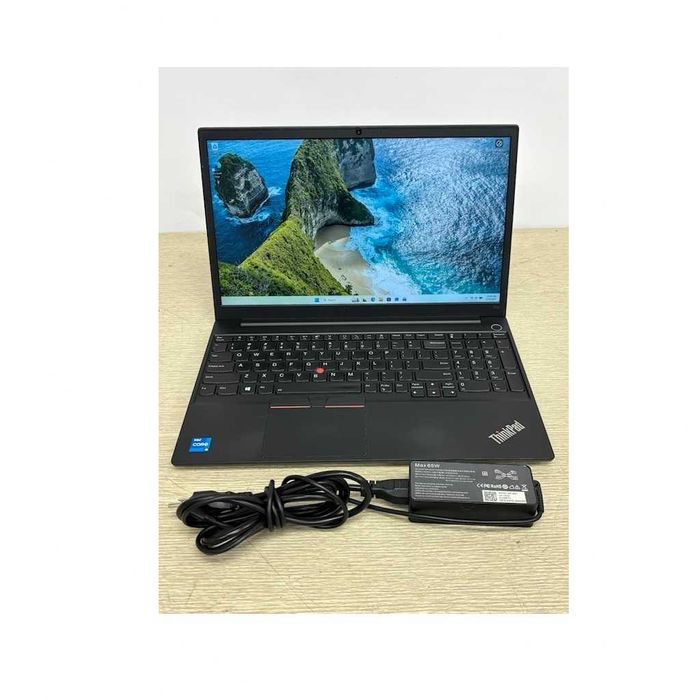 Laptop Business Lenovo Thinkpad E15 i7-1165G7 4.70GHz 16GB DDR4 3200Mhz SSD 512GB SK Hynix - Windows / Office - tastatura numerica