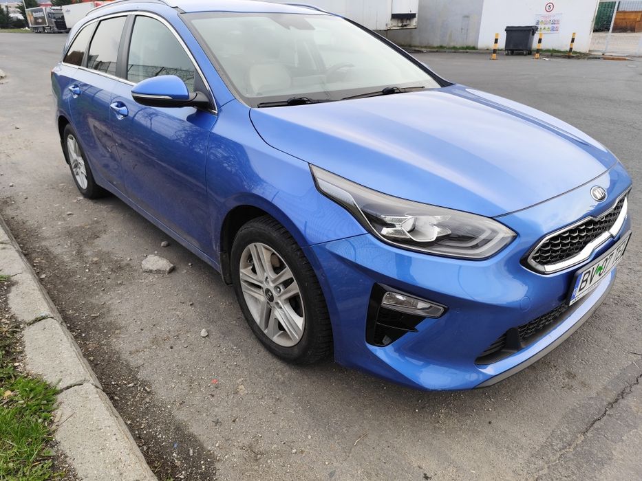 Kia Ceed CEED Sw  1.4 T-GDI 7 DCT • AN 2019 • BENZINA • 140cp