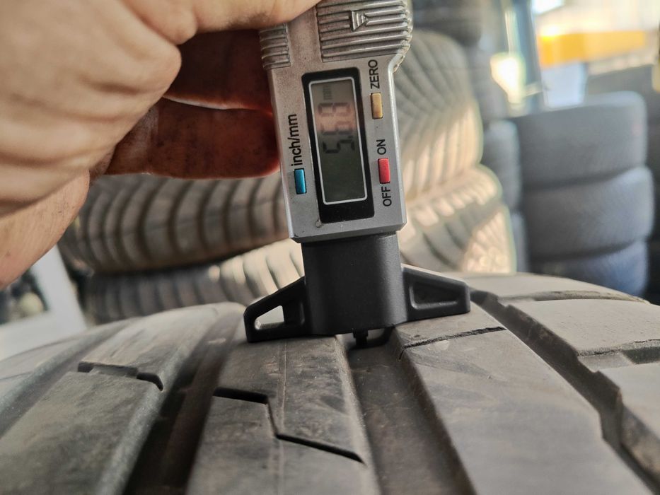 2бр.летни гуми 255/40/19 Hankook