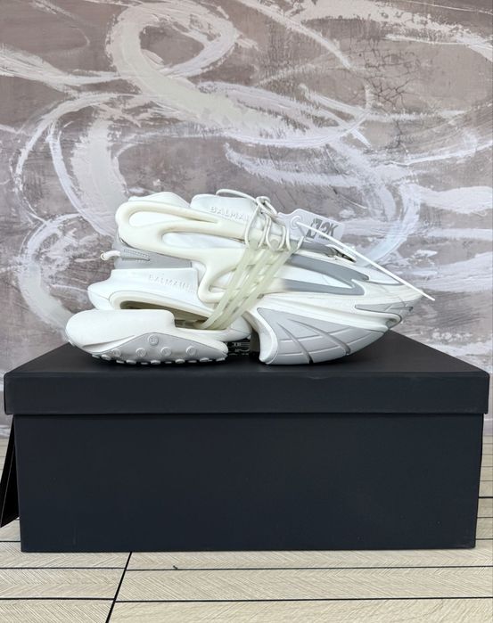 Balmain Unicorn- Toate mărimile disponibile