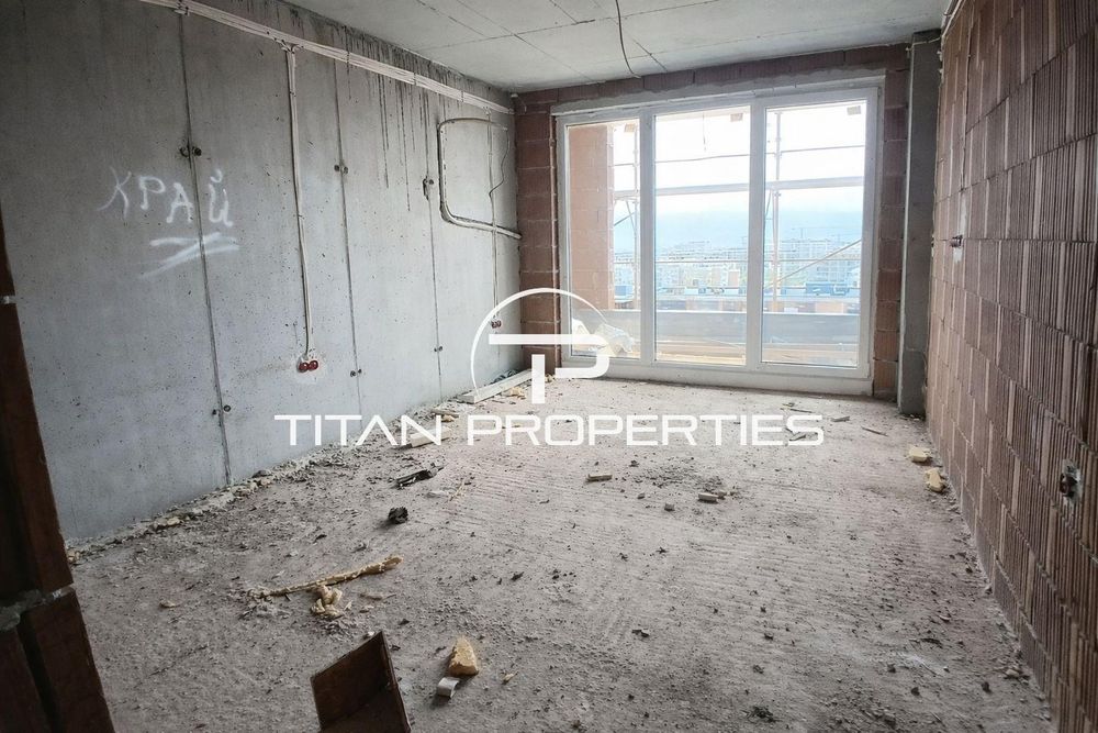 Продава се Двустаен апартамент в Пловдив, Тракия - 77 кв.м за 744 €/кв.м - Снимка #1