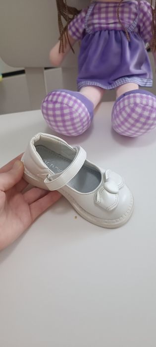 Продам сандалики раз 22