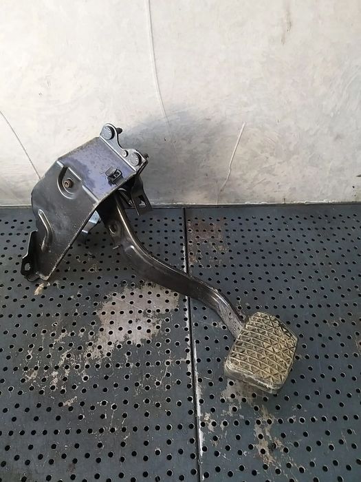 Pedala frana 1.0 b opel corsa c x01