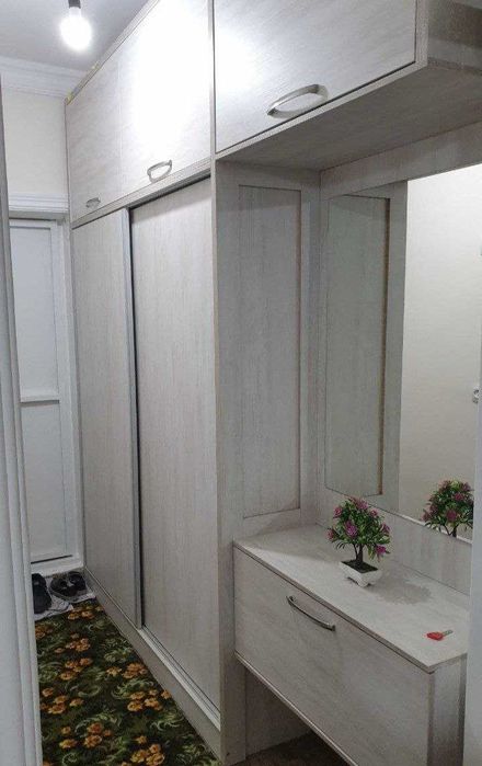 Юнуасабад - 7 квартал 1 хонали 2-этаж срочно сотилади 55 м2