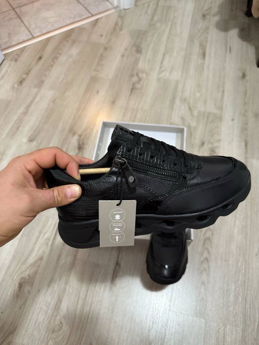 Чисто нови маратонки TAMARIS