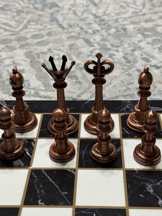 Продам Шахматы Коллекционные