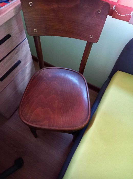 Кухненски диван .Маси и столове