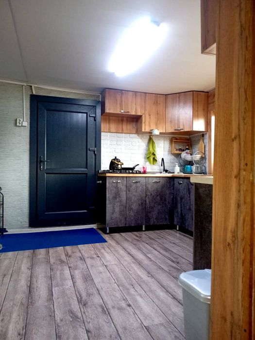 Продам дом вдоль дороги