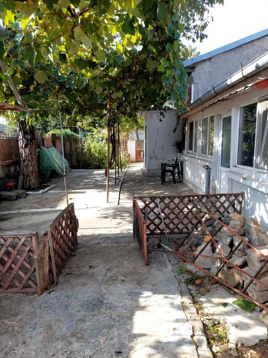 Casă + teren generos în zona centrală, Brăila