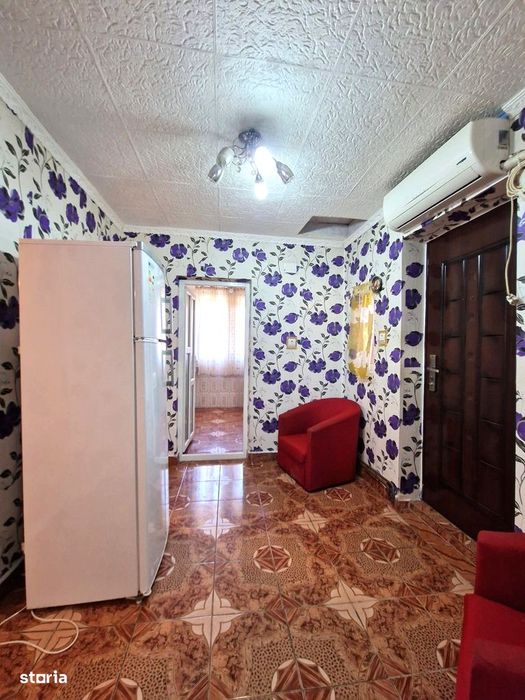 Pantelimon -casa  – 93 mp utili, teren 275 mp, an 1980, zonă liniștită