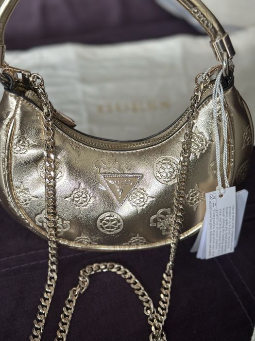 Оригинална чанта Guess