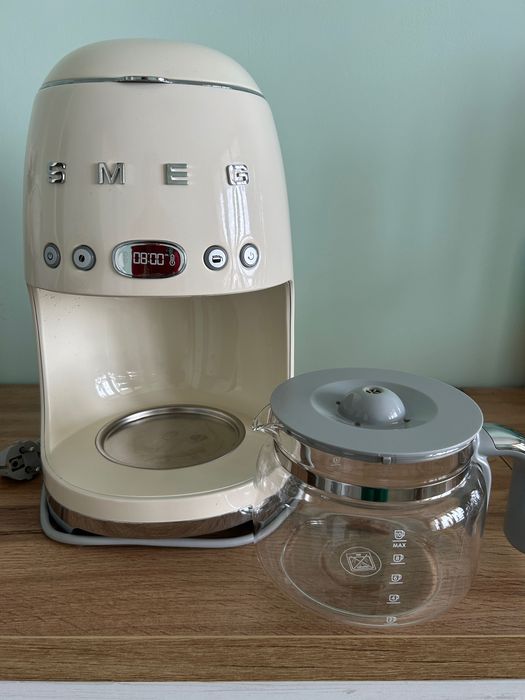Кафемашина SMEG Перфектна