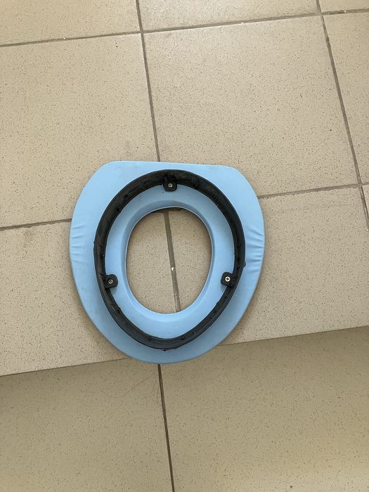 Продам детскую сидушку на унитаз