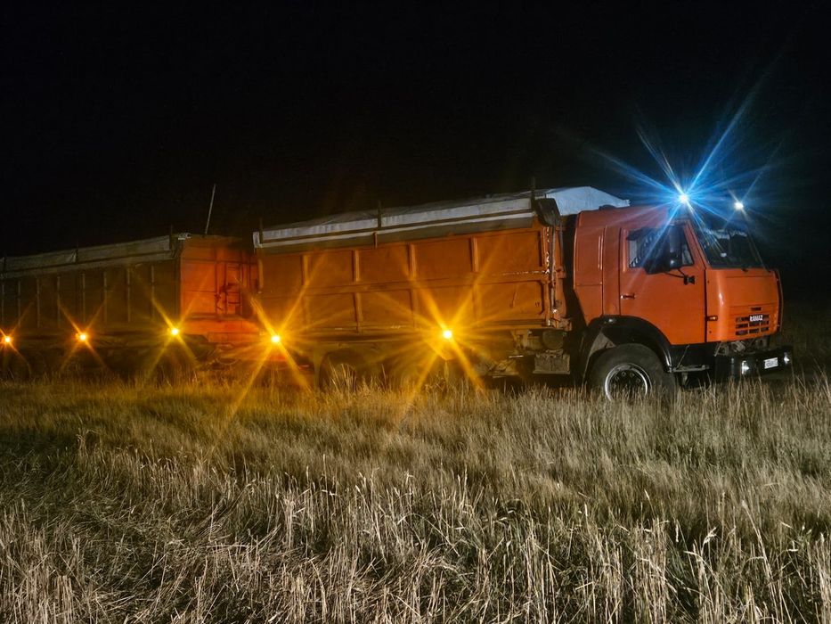 Продам Камаз с прицепом 2005г