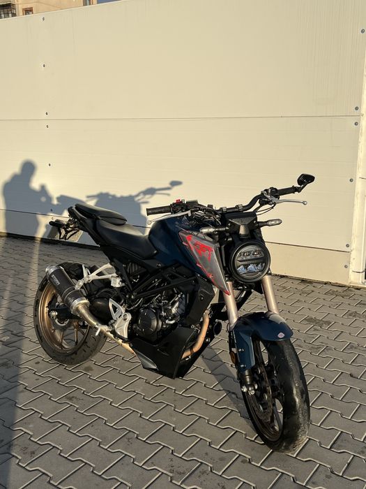 Honda cb125r 2021