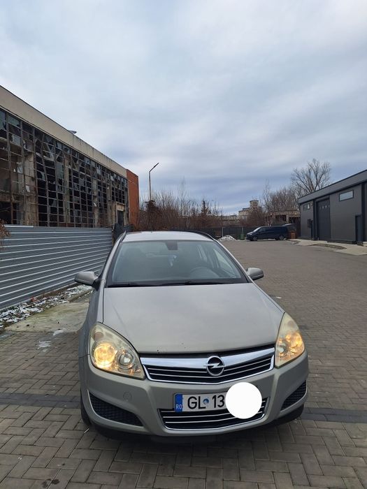 Vând opel Astra 1.7