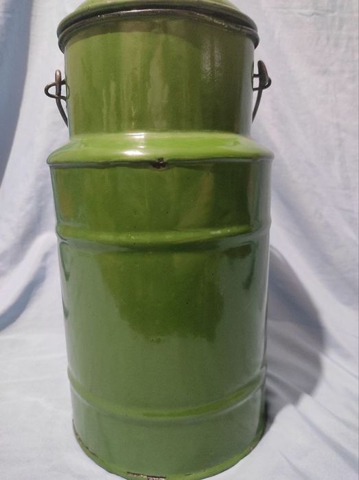 Бидон продается.