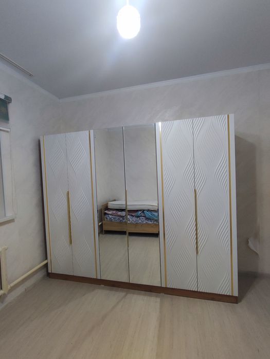 Мебельшик мебел құрастырушы