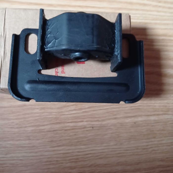 Nissan Almera резервна гума накладки оригинален ключ тампон NM-N16