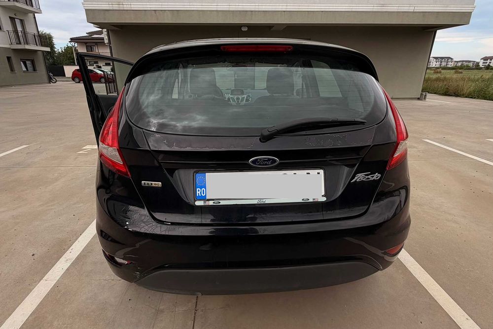 FORD Fiesta 2010 — imagine 2