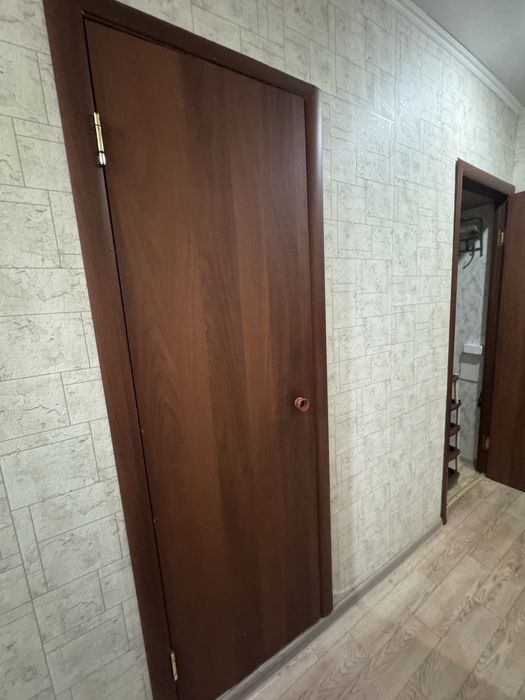 Продам межкомнатные двери 4 шт