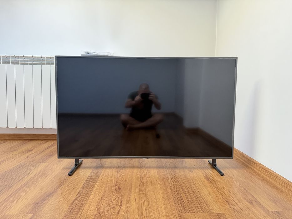 CA NOU - Televizor LED Smart Samsung 123 cm 49RU8002 HDR 4K Ultra HD