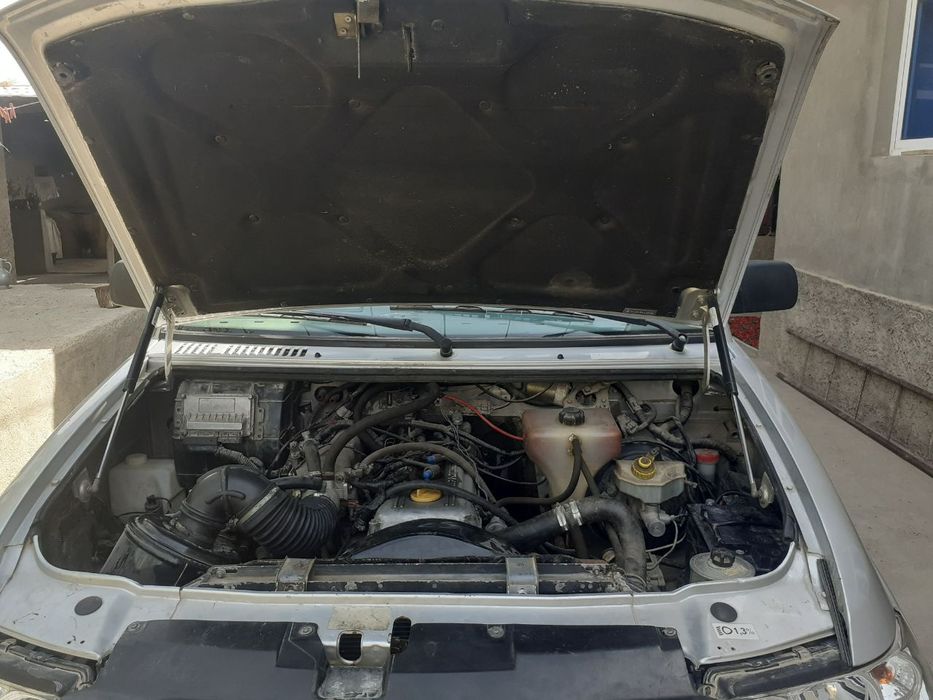 Увз патирёд ишлабчикорилган йили2008 кам юрган бошка матор куйилган