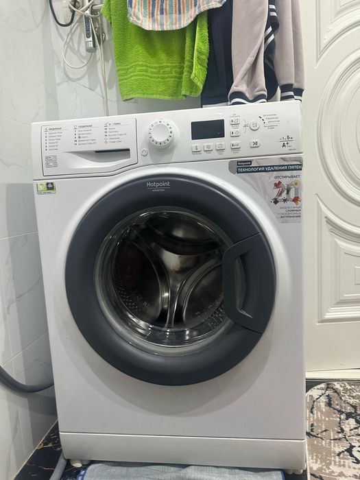 Стиралка Hotpoint