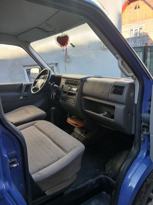 Caravel 2.5 acv 8+1