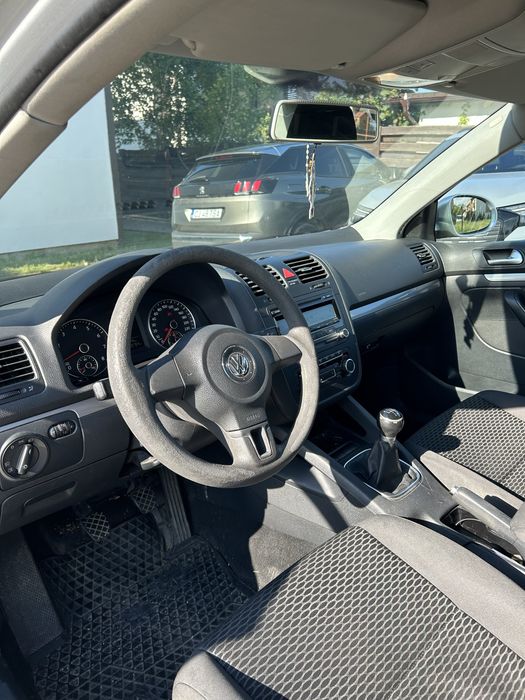 Volkswagen Jetta 2010 1.6 MPI benzina, unic proprietar