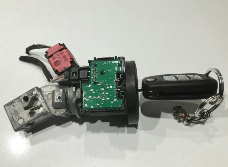 Contact pornire cu cheie Renault Megane 3 N0502060