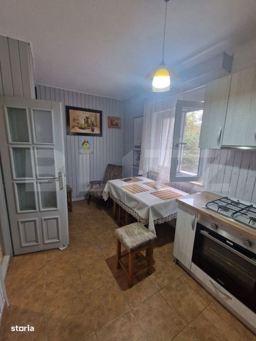 Apartament 3 camere, 75 mp, decomandat, zona LIDL Obcini