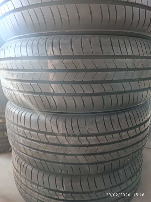 4бр.летни гуми 215/55/18 Kumho