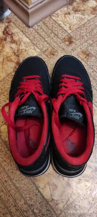 Кроссовки Nike air