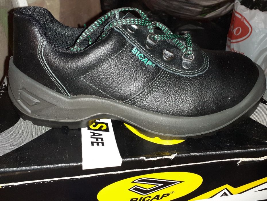 Работни обувки - Safety shoes