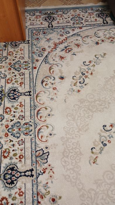 Продаю ковер  250×500!