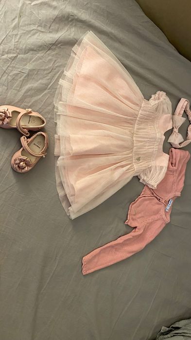 Разкошен комплект Mayoral рокля Болеро обувки в розово 80 р-р