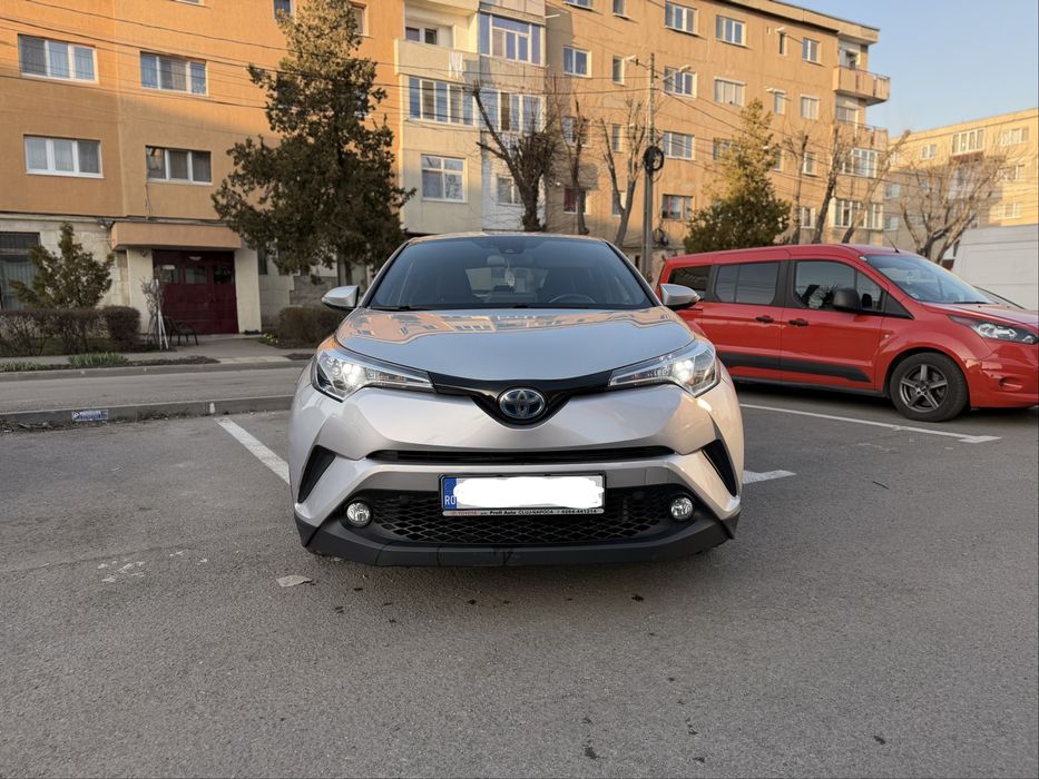 Toyota CH-R Hybrid