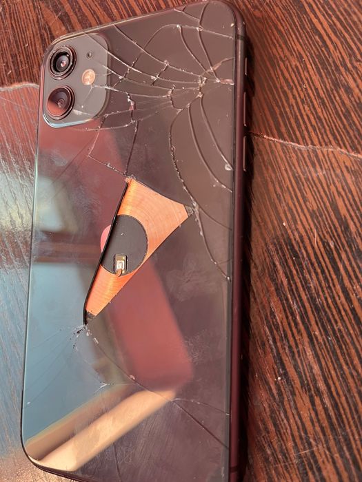 iPhone 11 128gb/79% акб оригинал