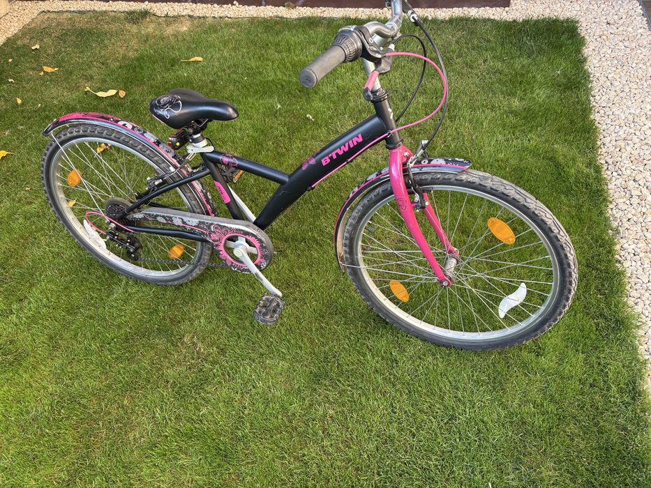 Bicicleta  B-TWIN, marimea 24x1,75/44-507