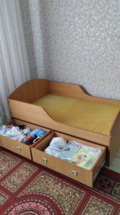 Продам кроват бу…………………………………………..