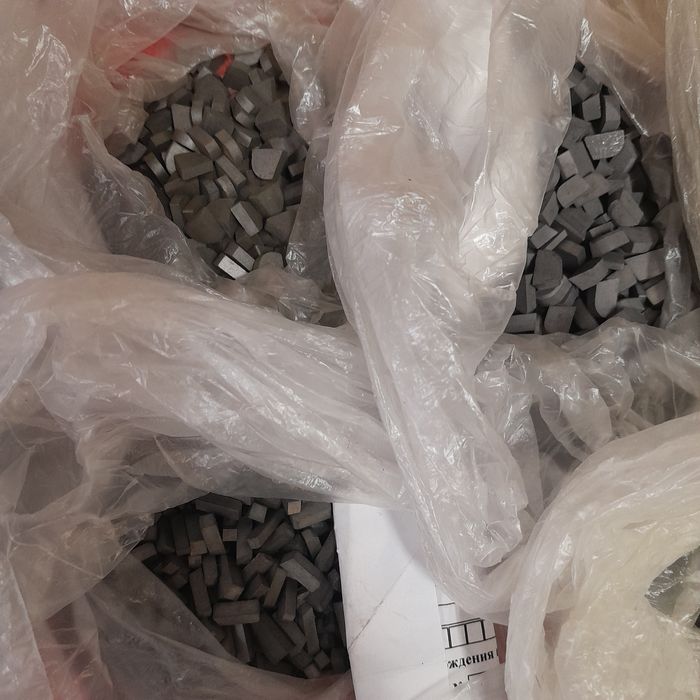 Напайки победит для токарных резцов