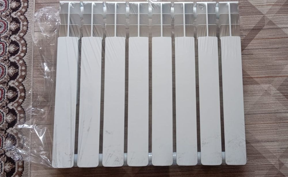 Продаю радиаторы отопления биметаллические 2000 тг. секция.