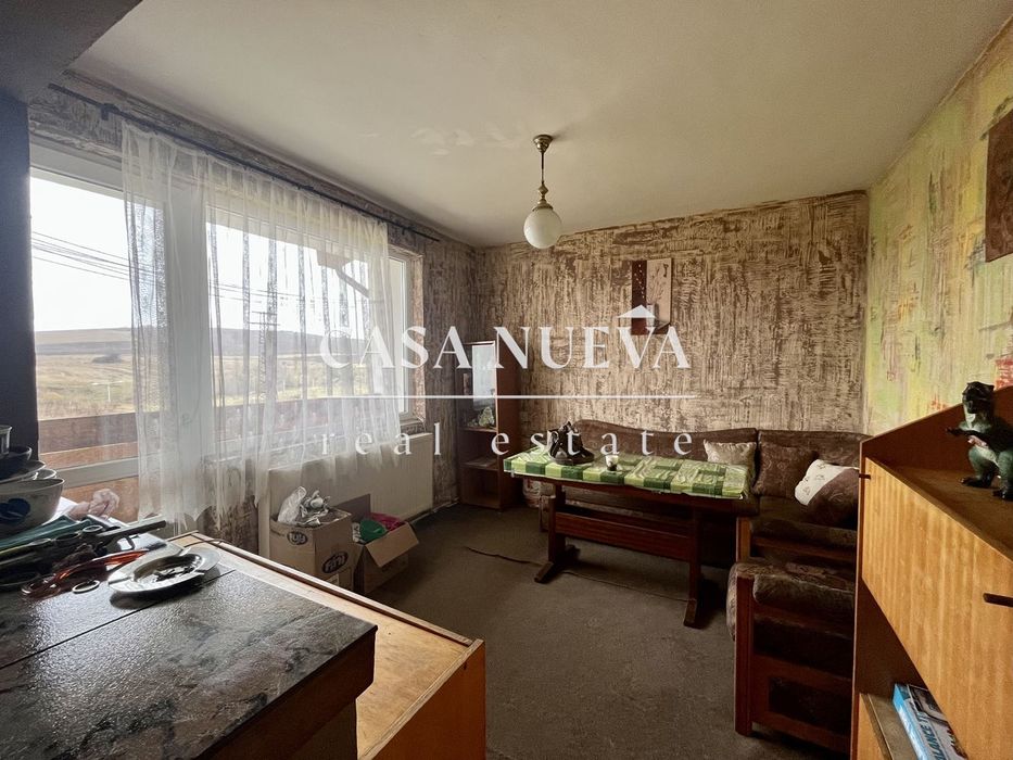 Продава се Четиристаен апартамент в Перник, Църква - 146 кв.м за 925 €/кв.м - Снимка #1