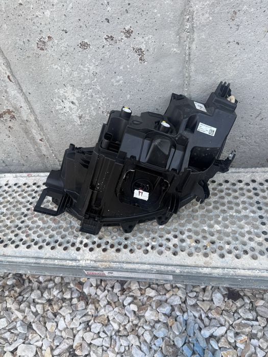 Оригинален Десен Фар за VW ID.3 (2019+) Full LED – 10B.941.006.C