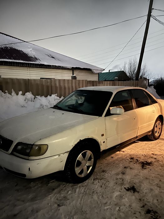 Продам машину ауди а6 срочно