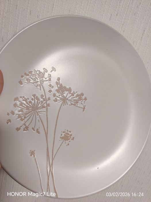 Сет нови чинии глухарче